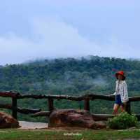 วัดสิรินธรวรารามภูพร้าว วัดสวยอุบลราชธานี