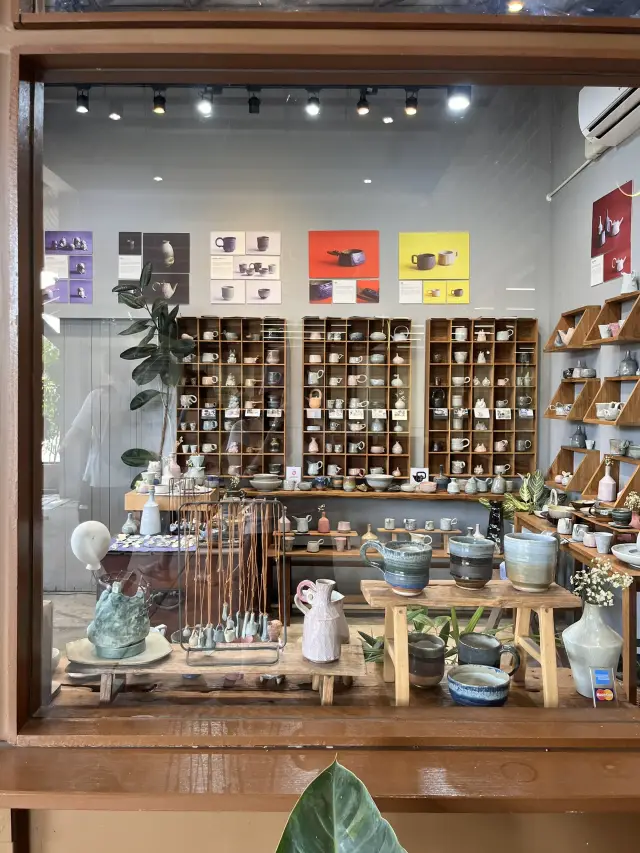 Jjingjjai Market‘PaChaNa Studio’有很多好看的東西🇹🇭