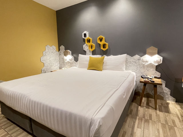 泰國普吉府 泰國汽車旅館開箱體驗 Beehive Boutique Hotel Phuket