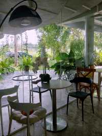 ศรีสรรค์ คาเฟ่ขนมไทย ในเพชรบุรี