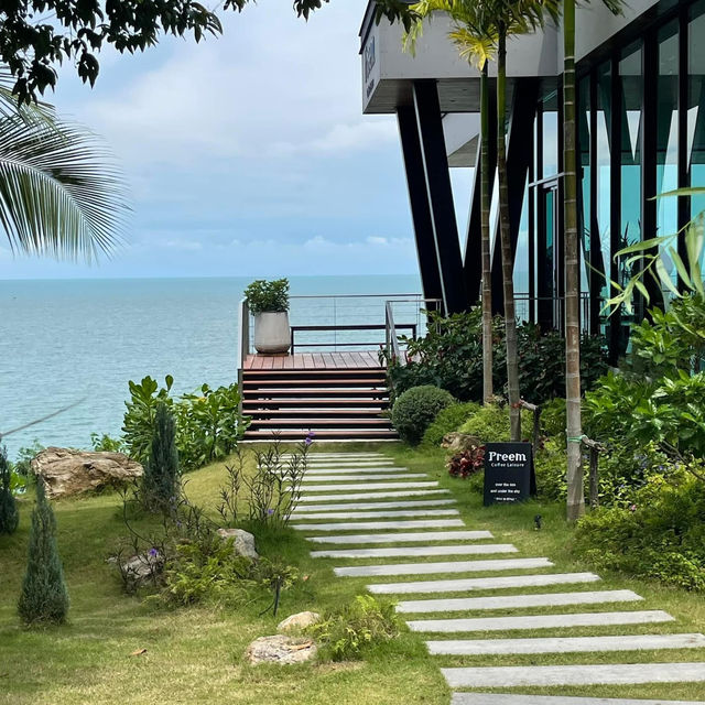 คาเฟ่วิวทะเลเขาพลายดำ
