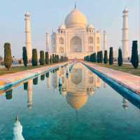 THE TAJ MAHAL: AMAZING ARCHITECTURE AND HISTORY.