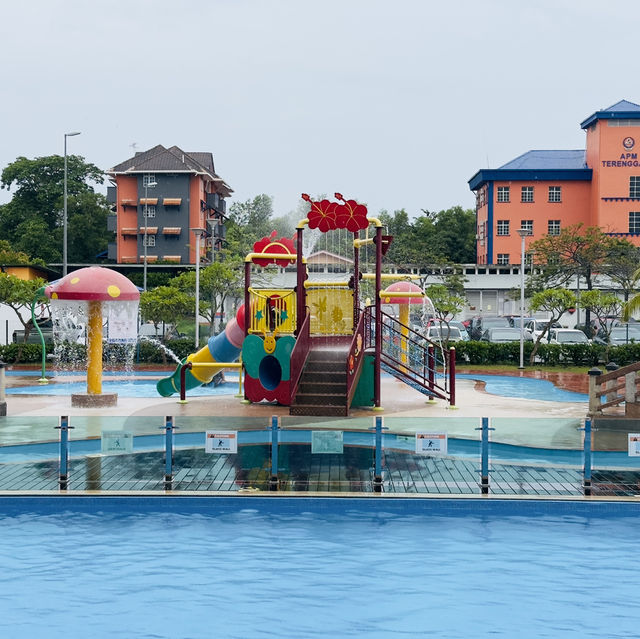 Relax and Splash: A Perfect Stay at The Raia Hotel Kuala Terengganu!