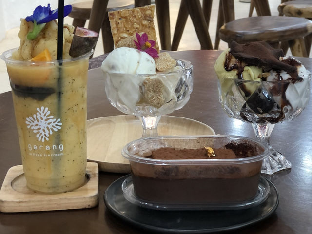 Garang .. คาเฟ่ริมทะเลพังงา