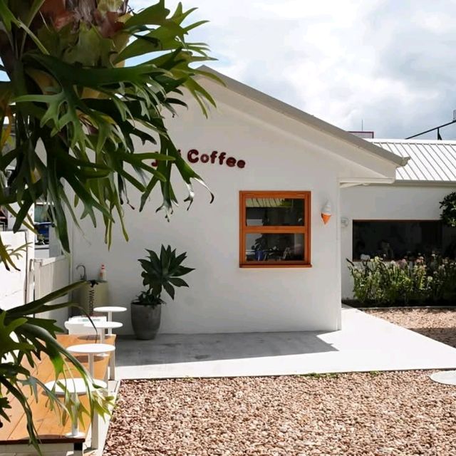 台灣花蓮_Jiji Coffee 吉吉咖啡_新城海濱舒芙雷甜點店