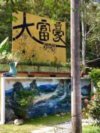 A Hidden Oasis of Color and Serenity on Pulau Pangkor