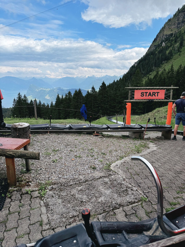 瑞士🇨🇭|挑戰Frakmuntegg長滑梯! 瑞士🇨🇭|挑戰Frakmuntegg長滑梯!