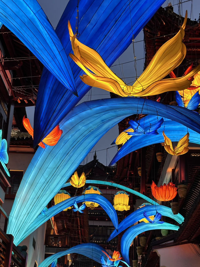Yu Garden Comes Alive with CNY Festivities 2025