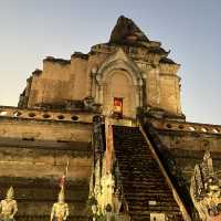 神秘と癒しの旅へ！チェンマイで訪れたい魅惑の寺院巡り