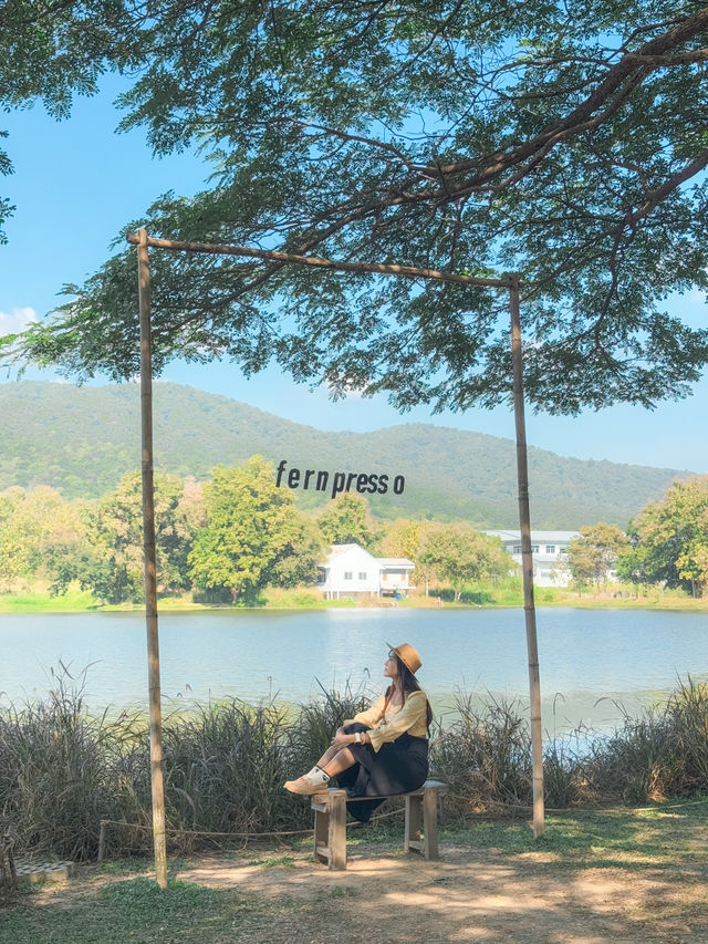 Fernpresso at lake คาเฟ่ vibe ดีย์ในเมืองเชียงใหม่