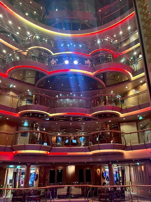 Exploring Serenade of the Seas 🌊 Exploring Serenade of the Seas 🌊