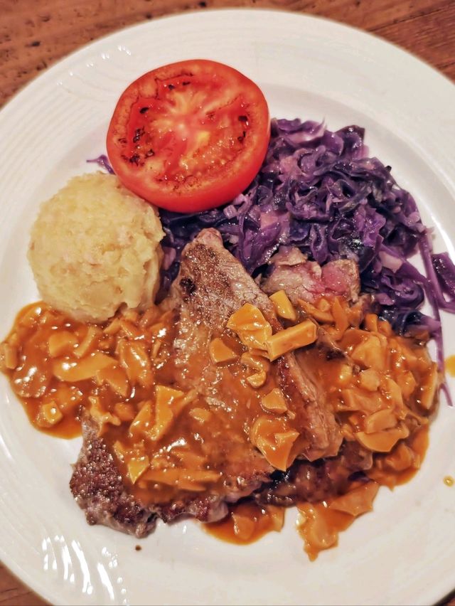 復古🍽️餐廳🕯️燭光🥩晚餐