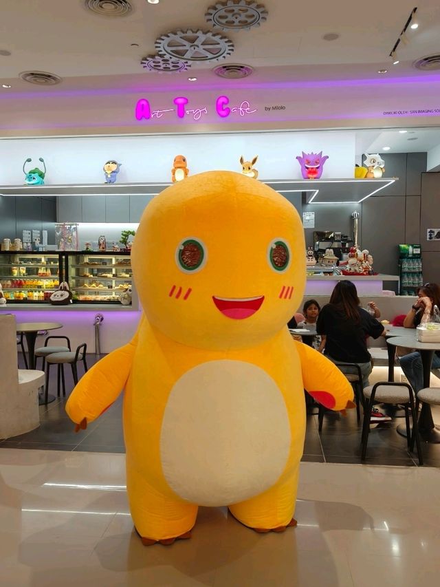 A Fun & Unique Café Spot – Art Toys Café