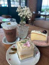 Makok Manao 🍰✨