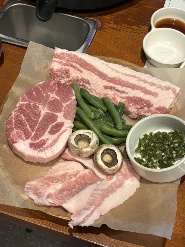 경산 삼겹살 찐맛집 [꽃돼지]🥩