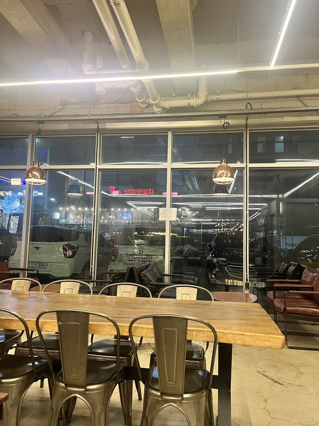 곳곳에 포토스팟이 있어 여자친구와 데이트 할때 가면 좋을 카페 추천⭐️