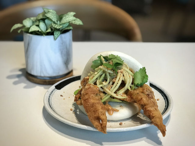 A place that matcha+soft shell crab lover failed to resist