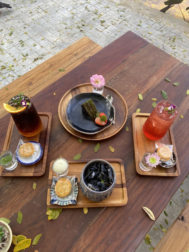 Papacraft cafe คาเฟ่วิวแม่น้ำวัง จ.ลำปาง