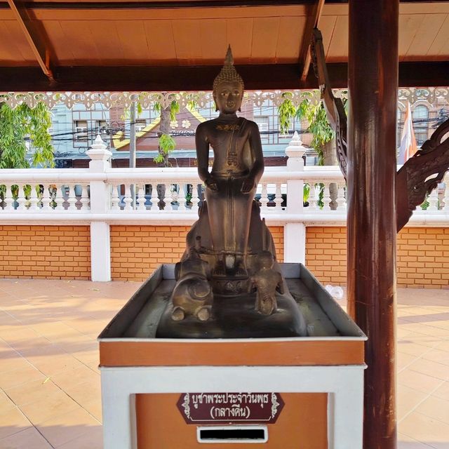 ไหว้พระ🛕🪔 ประจำวันเกิด ณ วัดผาสุกมณีจักร
