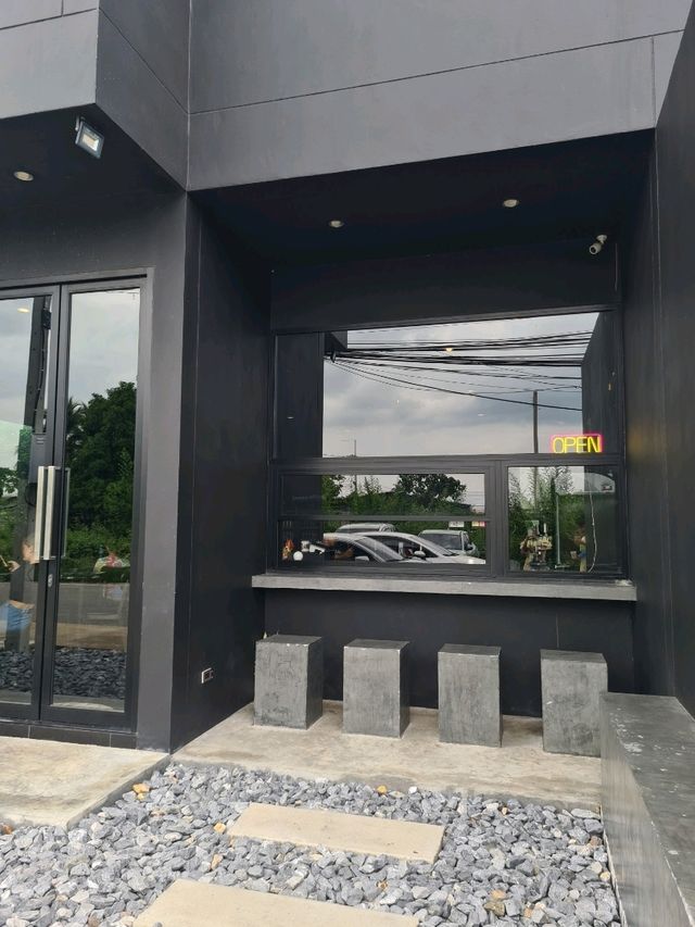 Flatbar บ้านโป่ง มัจฉะอร่อยยยย