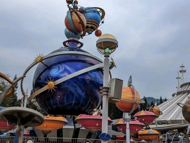 【香港ディズニーランド】トゥモローランドでマーベルなどのアトラクションを楽しむ