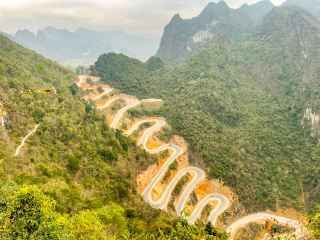 Cao Coc Cha Mountain Pass