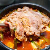 คาเฟ่บนตึกสูงชั้น55 วิวดี อาหารและขนมอร่อยมาก