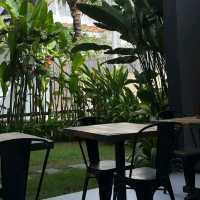 a spacious bakery restaurant 