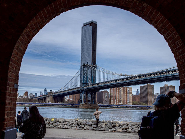 Manhattan Bridge สะพานในนครนิวยอร์ก