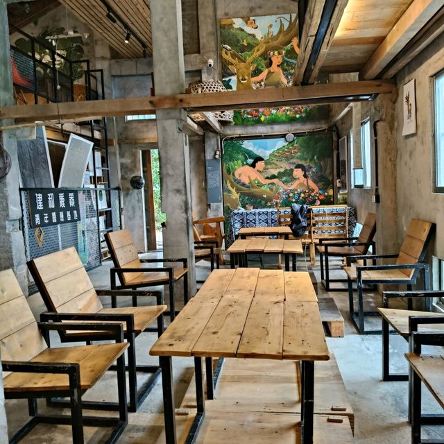 台東美食-有可愛親人貓咪的「部落草地便當」