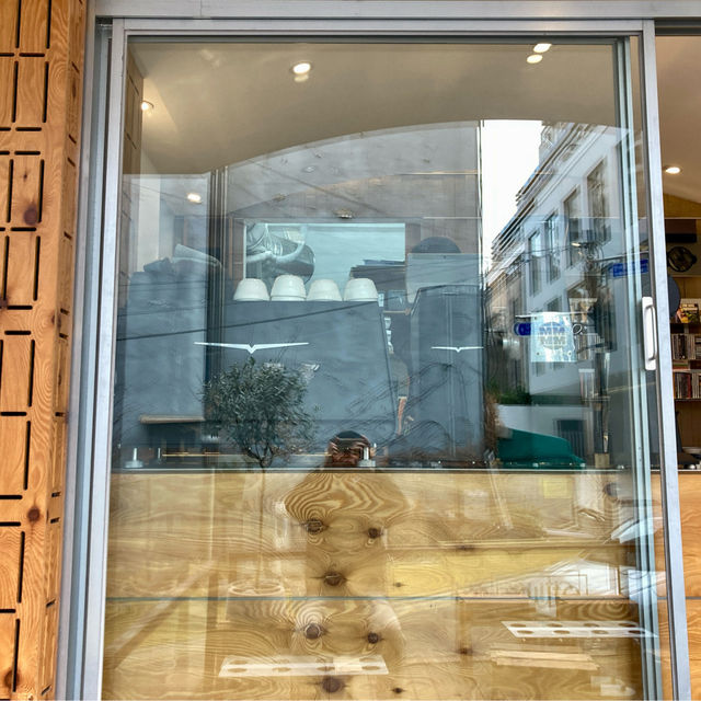 🫶🏻🤍《신사 카페》아임뮤트로스터리