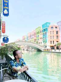 ถ่ายรูปสวย ๆ ที่ Maga Grand World Hanoi
