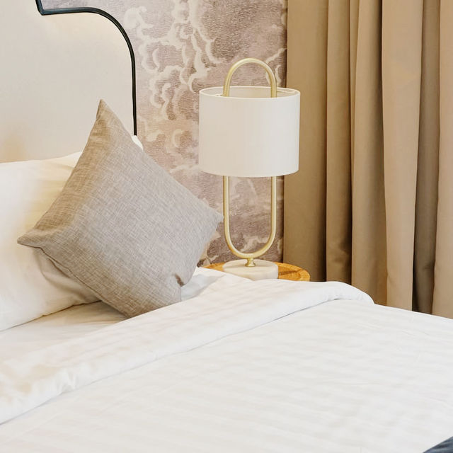 Modern Comfort at AMI Suites Hotel
