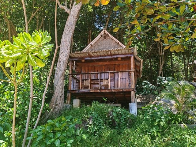 Discover paradise at Kamaku bungalows in Cambodia 🇰🇭🌴