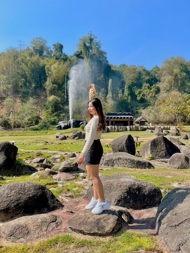 น้ำพุร้อนฝาง