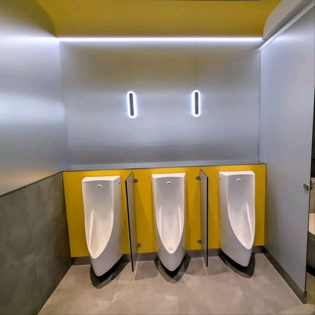 桃園機場 | 星宇航空商務艙貴賓室，宛如走入太空艙，超酷！