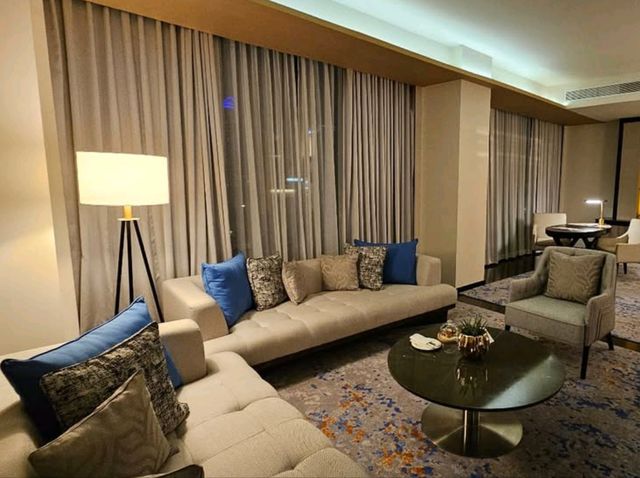 🌟 VIE Hotel Bangkok – A Stylish Urban Escape in the Heart of Bangkok 🏙️💎