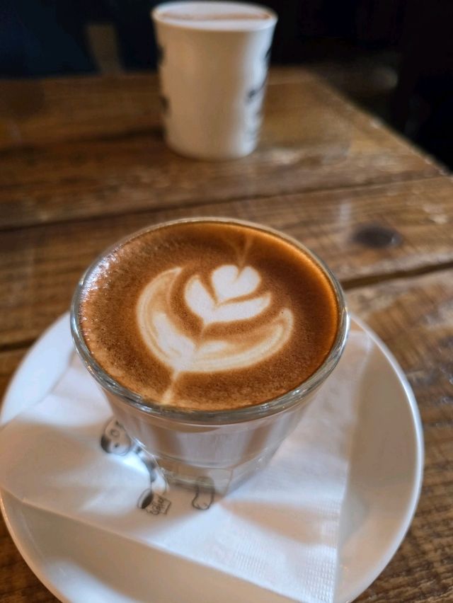 首爾必訪的人氣咖啡店！😍 ～ London Bagel Museum 🥯☕✨