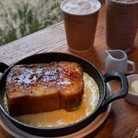 Uchetong Cafe