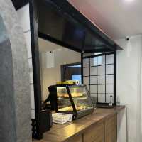 ☕ Coffee, Chill & Sweet Moments at Daily Coffee Kuantan! 🍰