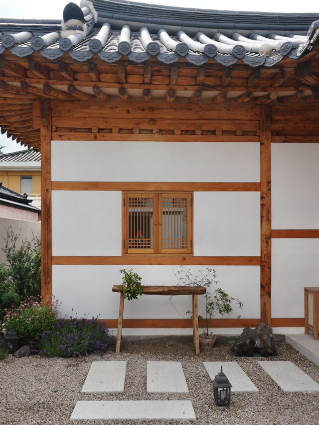 미술관을 닮은 경주 신상 한옥 스테이🏡