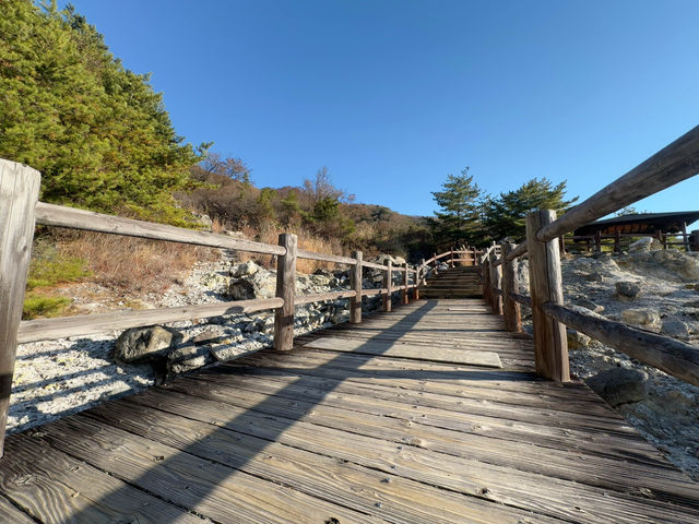 Unzen Jigoku: Steaming Landscapes and Sulfuric Legends in the Mountains of Kyushu