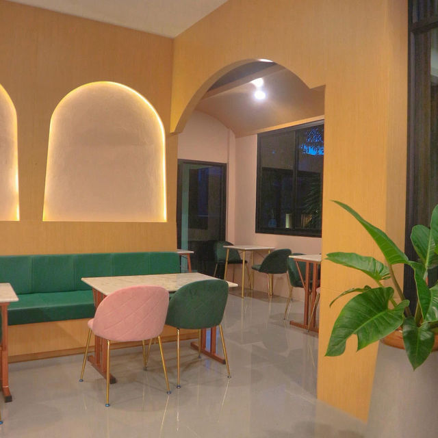  M Leaf Café Krabi คาเฟ่