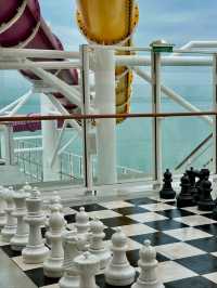 🚢💫 Genting Dream Cruise – Sail. Eat. Relax. Repeat. 🌊🍹