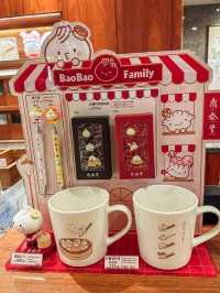 Hello to Bao Bao