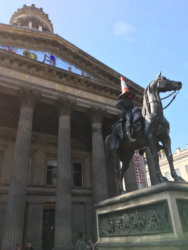 Discovering the Historic Charms of Glasgow 🏛️🍃