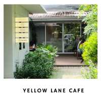 ☕ คาเฟ่สีขาวกลางสวนในอารีย์: Yellow Lane Cafe