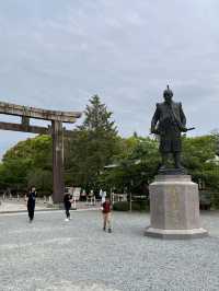 🏯🌳🌃 Half-Day in Osaka – Castle Views, Garden Walks & City Skies