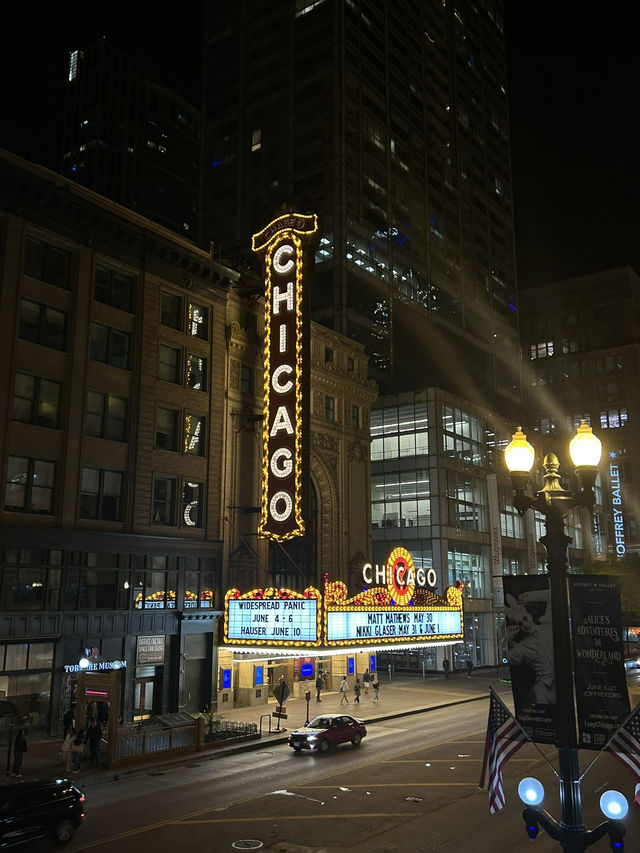 Chicago: The Windy City Adventure