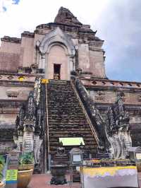 วัดเจดีย์หลวงวรวิหาร (Wat Chedi Luang Worawihan)